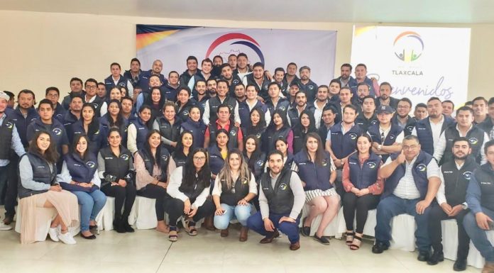 Juan Carlos SAGA comparte su experiencia de vida con la recién creada organización de “JÓVENES IMPULSANDO TLAXCALA”