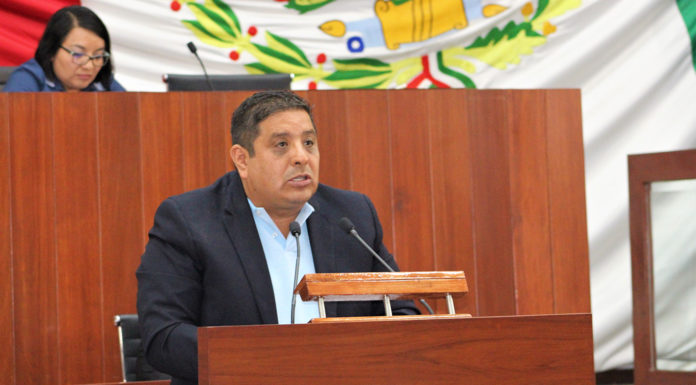 PIDEN SANCIONAR A PARTICULARES QUE RESERVEN LUGARES EN LA VÍA PÚBLICA