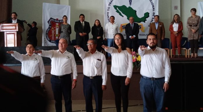 Toma protesta Daniel Romero como líder del STSNS en Tlaxcala