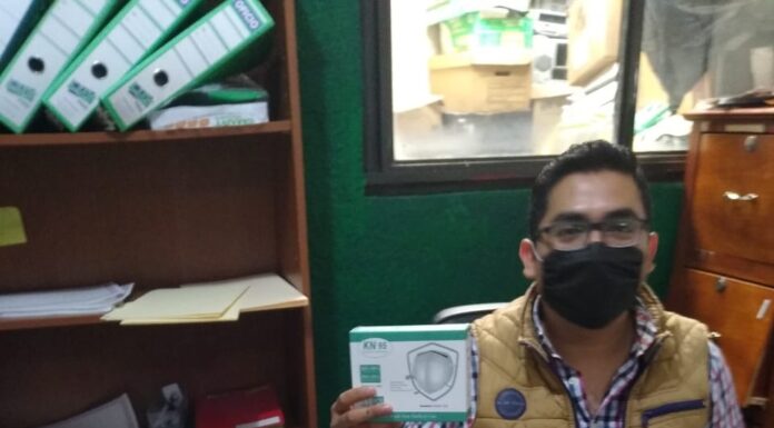 Refuerza gobierno de Ayometla entrega de equipo de protección contra covid-19 a empleados