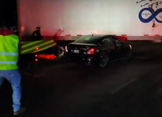 Conductor sobrevive en aparatoso accidente sobre Vía Corta