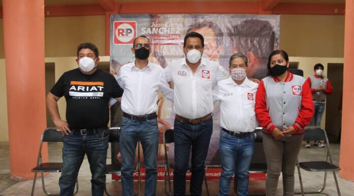 SAGA visitó Tlaxco en su recorrido, camino a la gubernatura