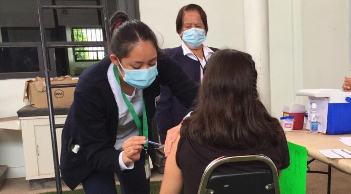ADOLESCENTES DE 15 A 17 AÑOS SIN COMORBILIDADES PODRÁN VACUNARSE CONTRA COVID-19
