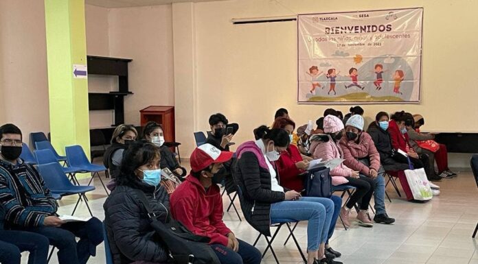 INICIÓ SESA CON APLICACIÓN DE SEGUNDAS DOSIS DE VACUNA CONTRA COVID-19 A MENORES DE 12 A 17 AÑOS CON COMORBILIDADES Y EMBARAZADAS