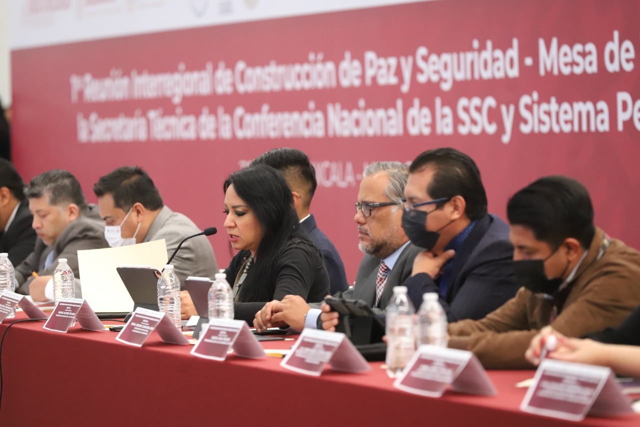 EXHORTAN GOBIERNOS ESTATAL Y FEDERAL A MUNICIPIOS PARA CUMPLIR CON EL PROCESO DE CERTIFICACIÓN DE SUS POLICÍAS