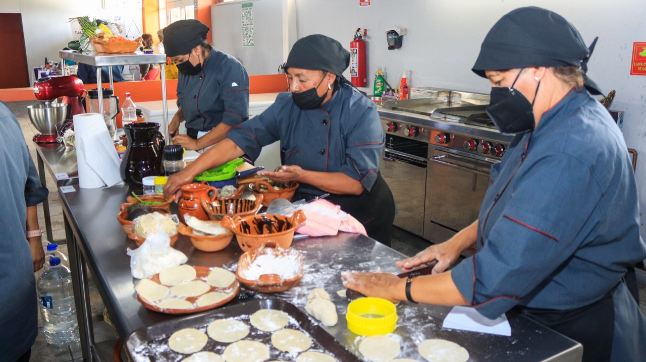 REALIZA ICATLAX CONCURSO GASTRONÓMICO EN LAS CATEGORÍAS DE CREACIÓN Y RESCATE