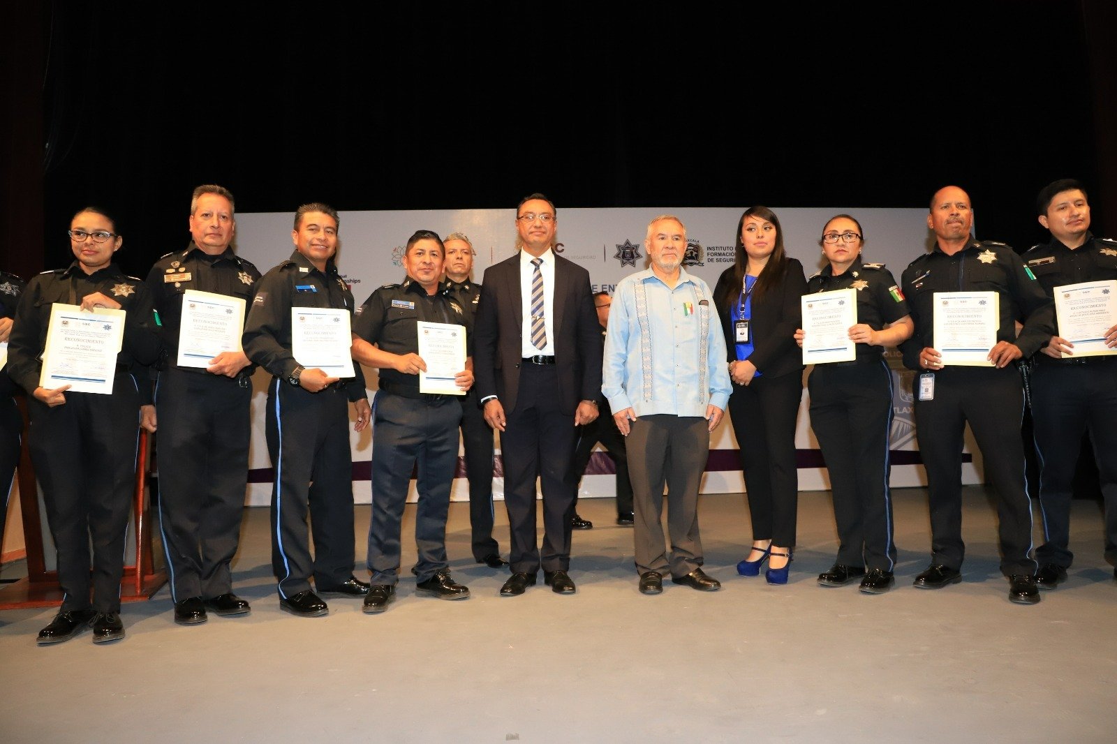 PROFESIONALIZA SECRETARÍA DE SEGURIDAD CIUDADANA A 127 POLICÍAS MUNICIPALES