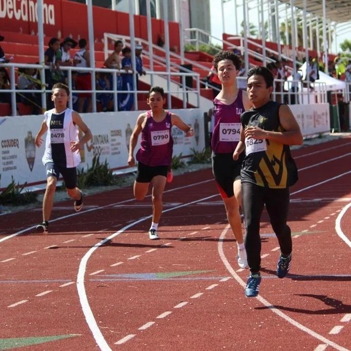 INCENTIVA GOBIERNO ESTATAL A DEPORTISTAS PARA MEJORAR EN ALTO RENDIMIENTO