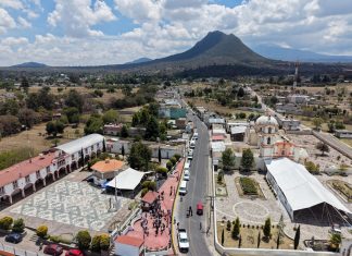 EN GIRA POR CUAXOMULCO GOBERNADORA INAUGURA CINCO OBRAS