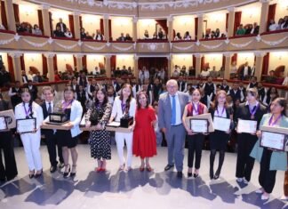 IMPULSA COBAT EL TALENTO ESTUDIANTIL CON LA FINAL ESTATAL DE ORATORIA 2026